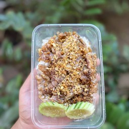 กั้งทอดกระเทียมราดข้าว