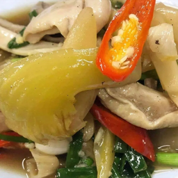 กระเพาะหมูผัดเกี่ยมฉ่าย