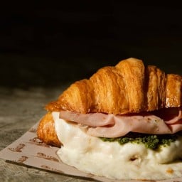 BOLOGNA Panini (Croissant)