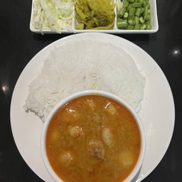 ขนมจีนน้ำยากะทิ