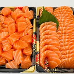 แถมฟรีข้าวซูชิ 150 กรัม +สาหร่ายแผ่น 12 แผ่น เซ็ทแซลมอนซาชิมิเนื้อล้วน 500 กรัม+ แซลมอนเนื้อล้วนหั่นเต๋า 500 กรัม