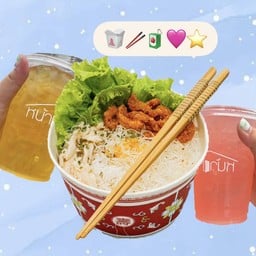 SET C - 1x ชุดหมี่ไก่ฉีก + น้ำเพื่อสุขภาพ