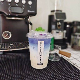 ร้านชา กาแฟ บ้านหรรษา by.น้ำสไปรท์