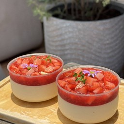 สตรอเบอร์รี่พานาคอตต้า