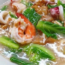 ราดหน้า กุ้ง+หมึก