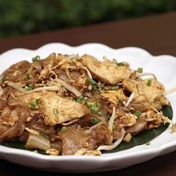 ก๋วยเตี๋ยวคั่วไก่