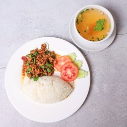 ข้าวราดผัดกะเพรา