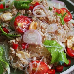 ยำวุ้นเส้นหมูสับ