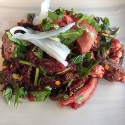 ร้านลาบครัวลุงหมี