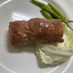 Maynie ขาหมู 7
