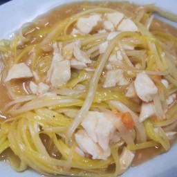 กุ้ยช่ายขาวผัดไข่เค็ม