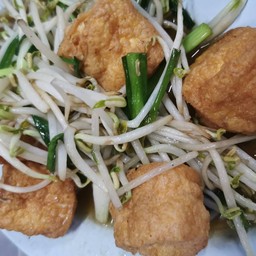 ถั่วงอกเต้าหู้หมูสับ