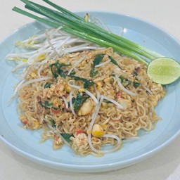 มาม่าผัดไท หอยเชลล์