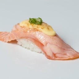 Salmon Aburi Mayonnaise Sushi