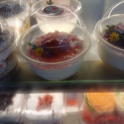 สตอเบอรี่ชีสพาย