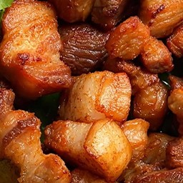 ทอดน้ำปลา