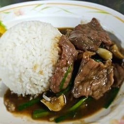 ข้าวราดหน้าเนื้อน้ำมันหอย