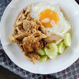 ไก่กระเทียม