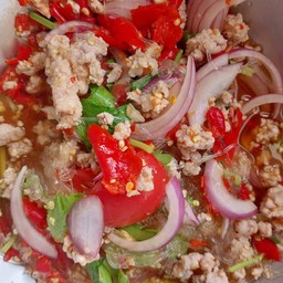 ยำวุ้นเส้นหมูสับ