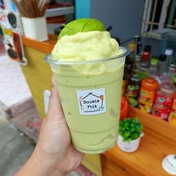 อะโวคาโดนมสดน้ำผึ้ง