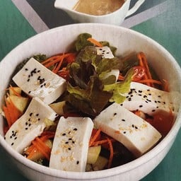 สลัดเต้าหู้อ่อน