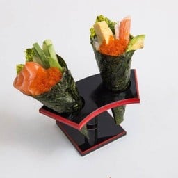 SALMON TEMAKI