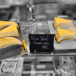 Khaonoi Cafe & Restaurant