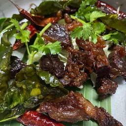 เนื้อทอดแดดเดียว