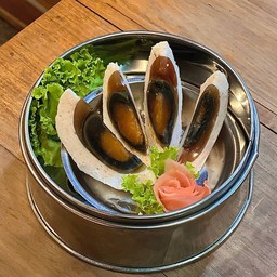 ไข่เยี่ยวม้าหมูเด้ง