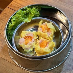 จีบกุ้งไข่เค็ม