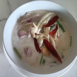 ต้มข่าไก่