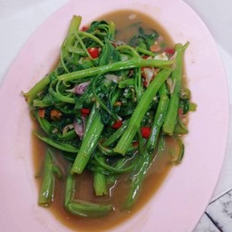 ผัดผักบุ้ง