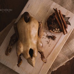 เป็ดพะโล้จานใหญ่