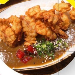 ข้าวแกงกะหรี่ไก่ทอด