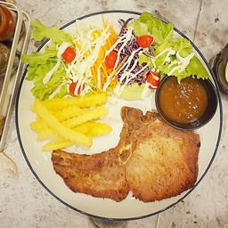 สเต็กหมูพอร์คชอป