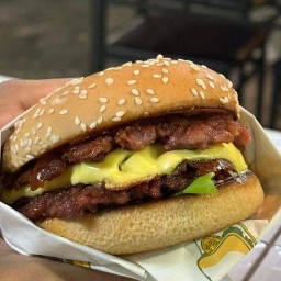 AN BURGER RAMLY (Halal food) -
