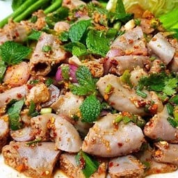 ลาบใส้หมู