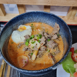 RU04 Beef Tomyum Ramen l ราเมนต้มยำเนื้อ