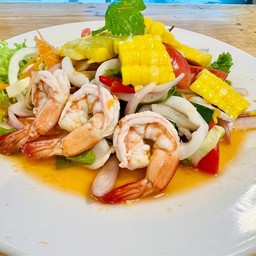 ยำข้าวโพดทะเล