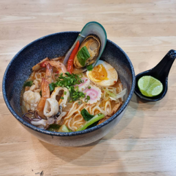 RU05 Seafood Tomyum Ramen l ราเมนต้มยำทะเล