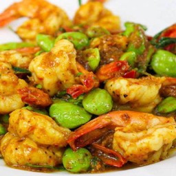 กุ้งผัดเผ็ดสะตอ