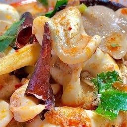 ต้มยำ คางปลาหมึก = ถ้วย ( น้ำข้น / น้ำใส )