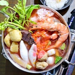 ต้มยำรวม เย็นตาโฟ = ถ้วย