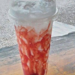 นมสด สตรอเบอรี่