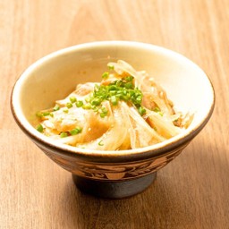 ยำหูหมูสไตล์โอกินาวา