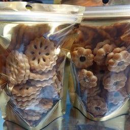 แครกเกอร์ไส้แยมสับปะรด