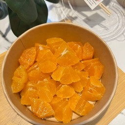 ผลไม้ปอกพร้อมทานbyPoo