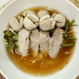 ก๋วยเตี๋ยว+จัมโบ้(เด็ก)
