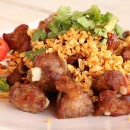 ซีโครงหมู ทอดกระเทียม