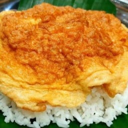 ตั้งใจ ไข่เจียว ดินแดง